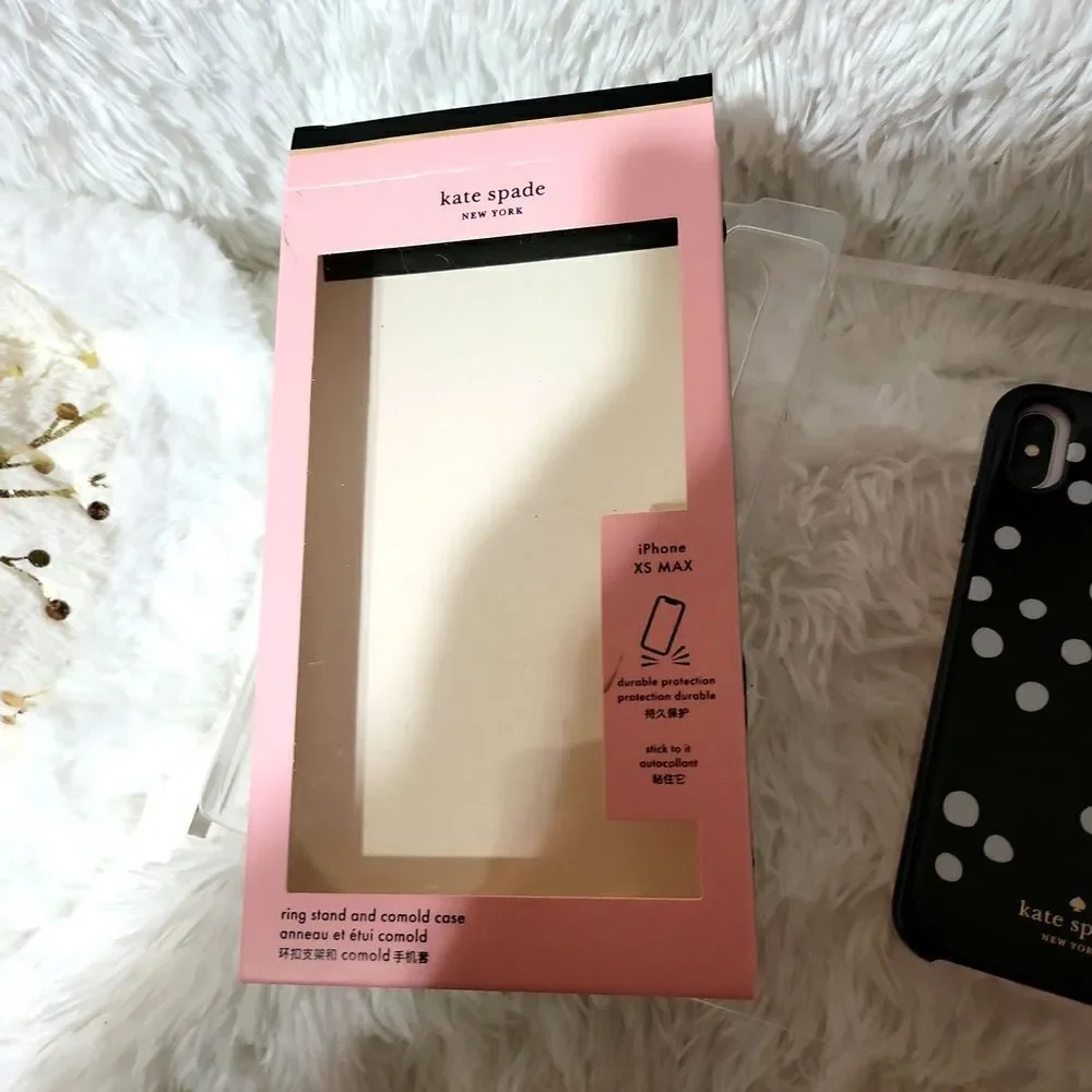 Kate spade iPhone xs max for Apple I phone new in box, black and white polka dot
